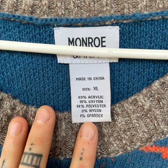 Beautiful, orange, gray and blue Aztec sweater, sick and cozy and soft - Picture 4 of 4